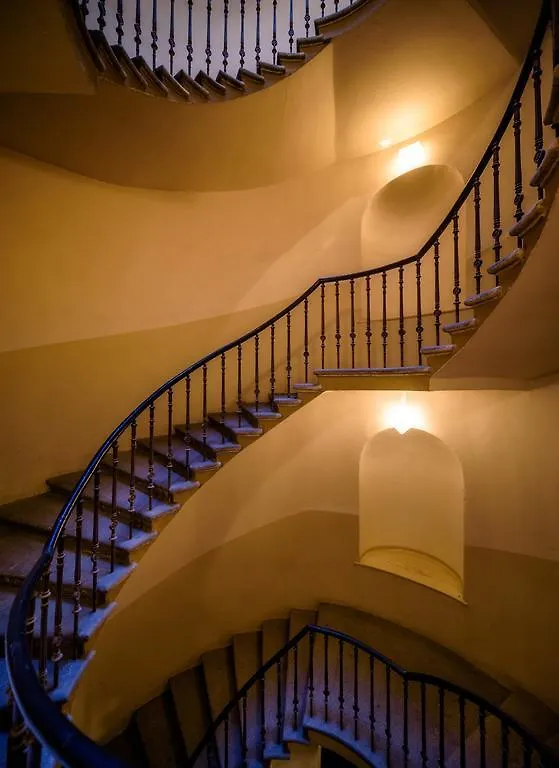 Amazing Harry Potter'S Apt. At Old Town Prague